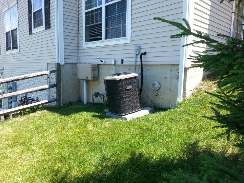 How not to install a condensing unit (1)